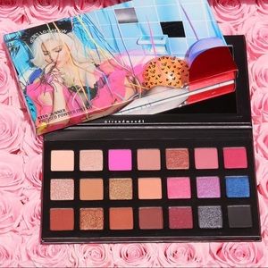 KYLIE COSMETICS KYLIE JENNER 2018 BIRTHDAY PALLET